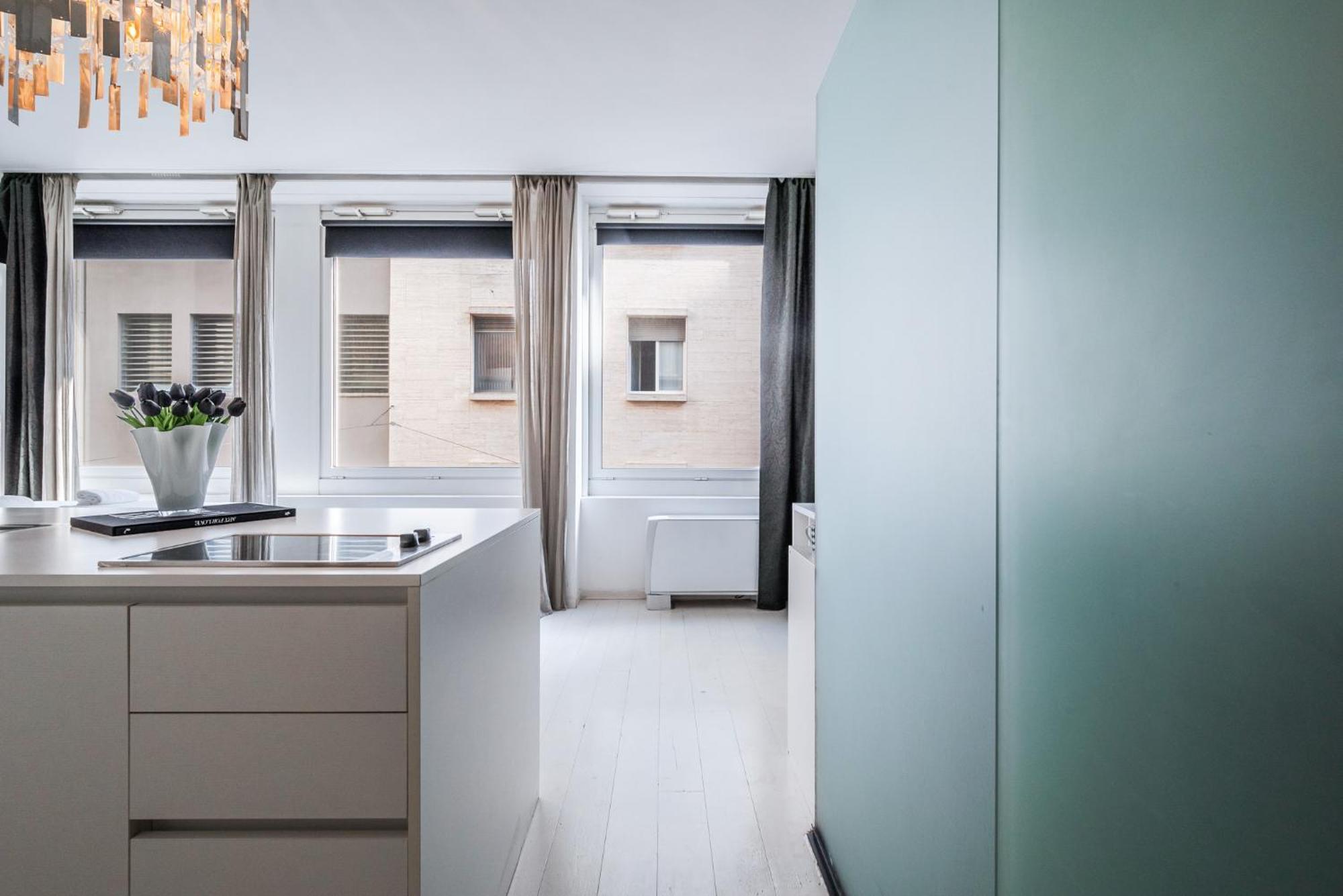 The Boutique Houses - Iconic Suite In Galleria Duomo With Private Parking Milan Exterior photo